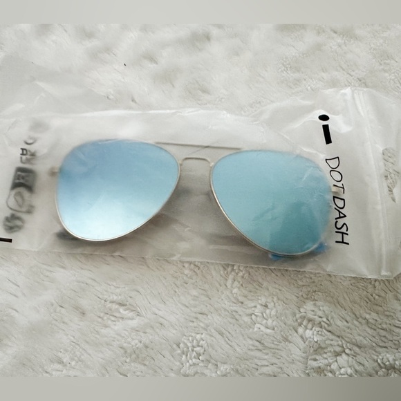 NWT- Dot Dash Aerogizmo Sunglasses Aviator Unisex - Picture 2 of 10
